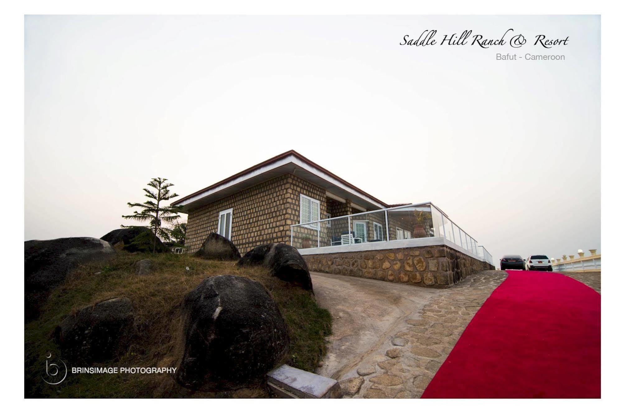 Saddle Hill Ranch Hotel Bafut Ngoại thất bức ảnh